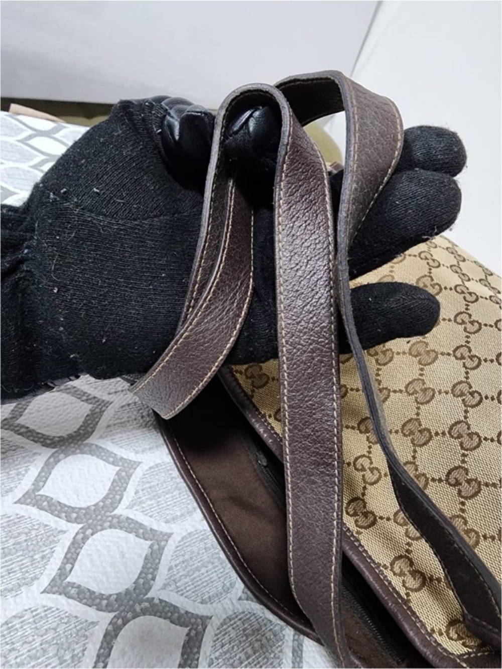 Authentic Gucci GG Canvas Abbey Tote Beige/Chocolate Brown - Picture 6 of 14